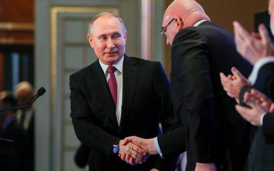 Олигархлар Путин билан учрашгач, бюджетга 220 млрд рубль ўтказди